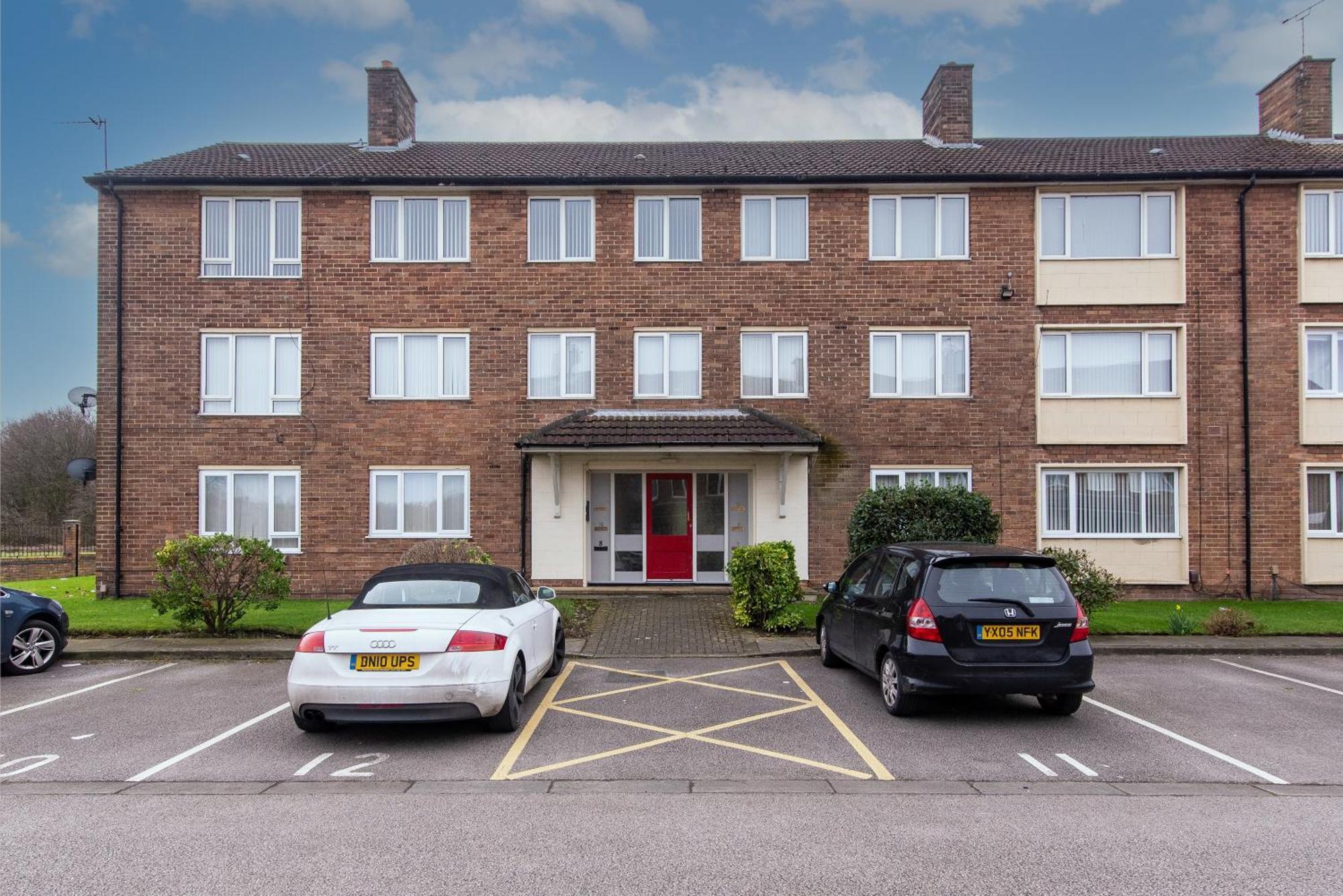 3 Bed Apartment - Perfect For Contractors Near Liverpool Airport Hale  Exterior foto
